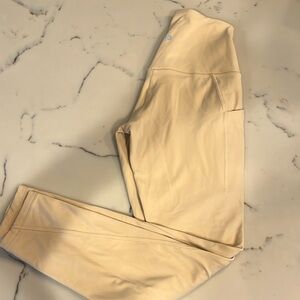 Lululemon align pants with pockets 25” Prosecco